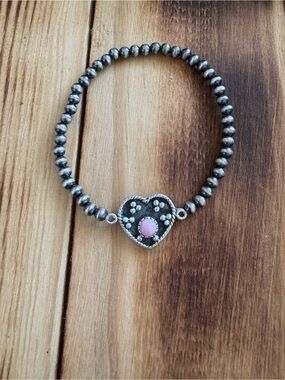 Sterling Silver Heart Bead Bracelet with Pink Conch